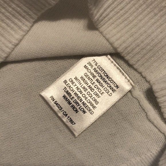 Old navy maternity white tank top size XL - Picture 5 of 5